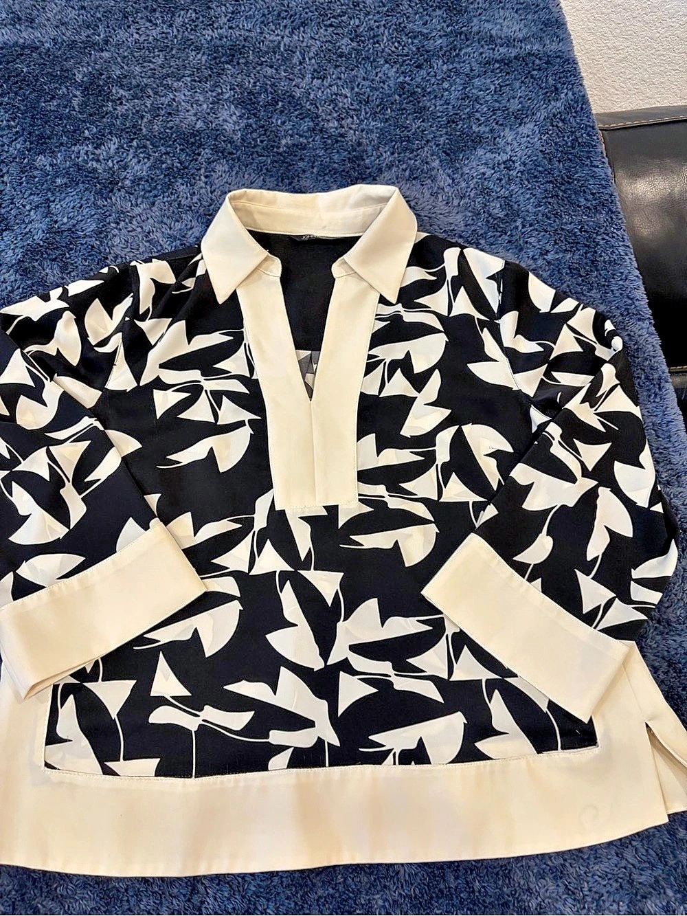 John Mark Abstract Black & White Blouse
